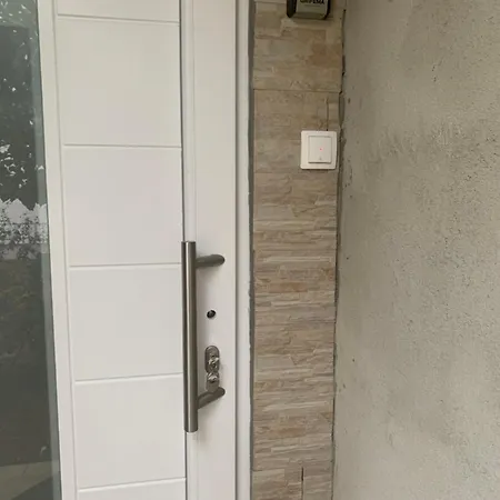 Clover Apartamento Zadar