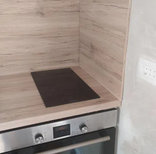 Clover Apartment *